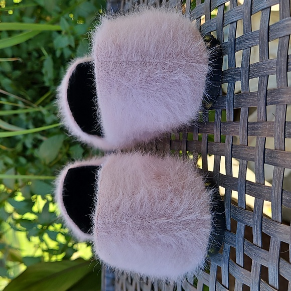 POL Pink Mohair Loafers Flats Fur Pointed‎ Toe Feminine NWOT Size 7 - Picture 6 of 15